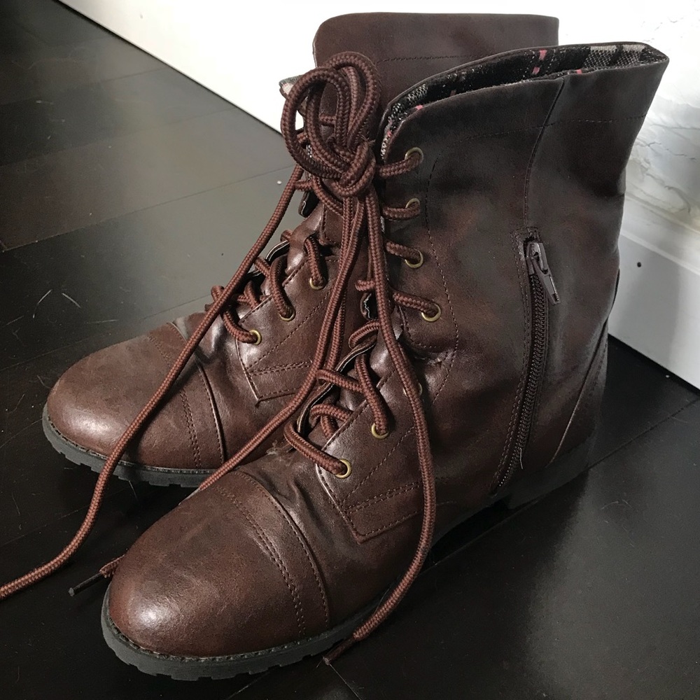 American Eagle Brown Combat Boots